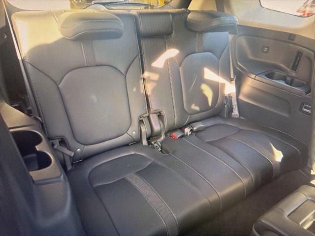 used 2025 Honda Pilot car, priced at $39,888