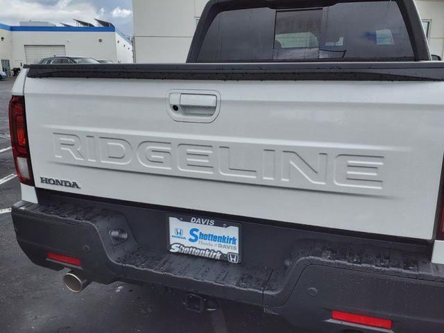 new 2025 Honda Ridgeline car, priced at $51,155