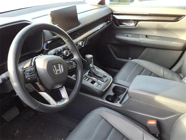 used 2025 Honda CR-V car, priced at $31,888