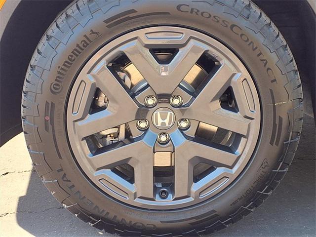 new 2026 Honda CR-V Hybrid car, priced at $40,705