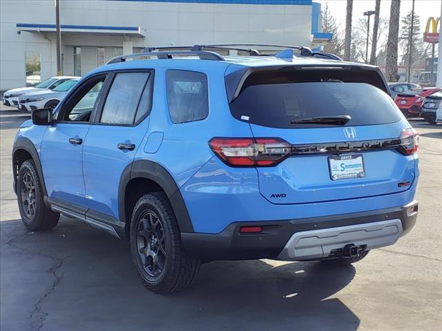 new 2025 Honda Pilot car, priced at $51,305