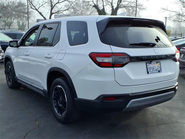used 2025 Honda Pilot car, priced at $36,488