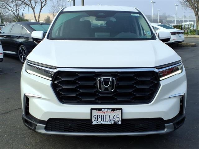 used 2025 Honda Pilot car, priced at $36,488
