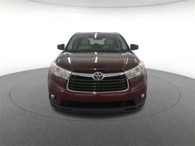 used 2016 Toyota Highlander car, priced at $19,985