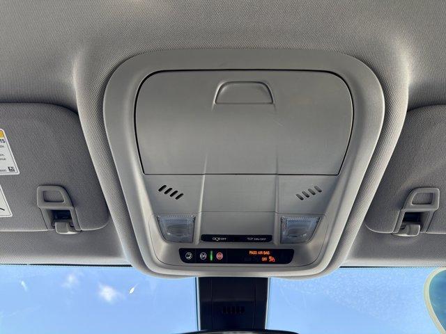 used 2023 Chevrolet Equinox car, priced at $18,550