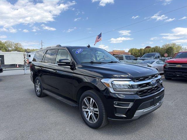 used 2024 Ford Expedition car, priced at $46,170