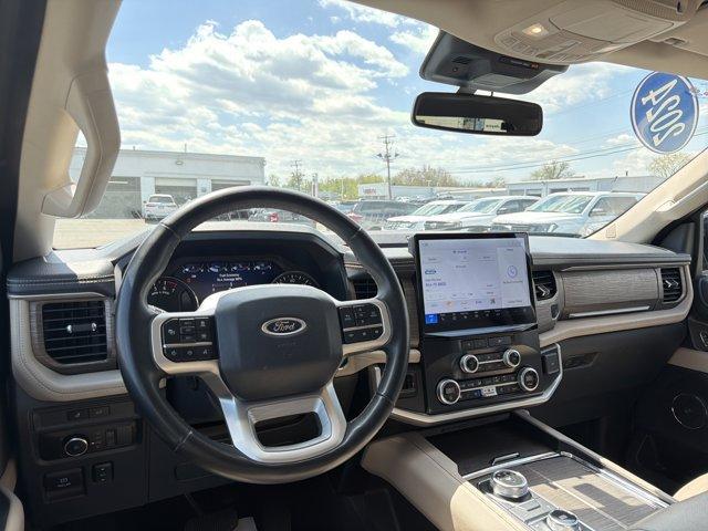 used 2024 Ford Expedition car, priced at $46,170