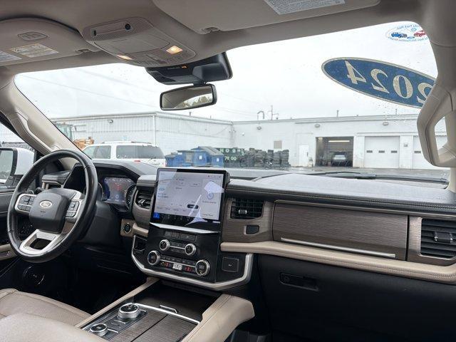 used 2024 Ford Expedition Max car