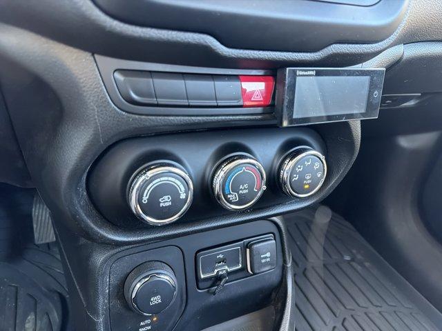 used 2015 Jeep Renegade car, priced at $9,995