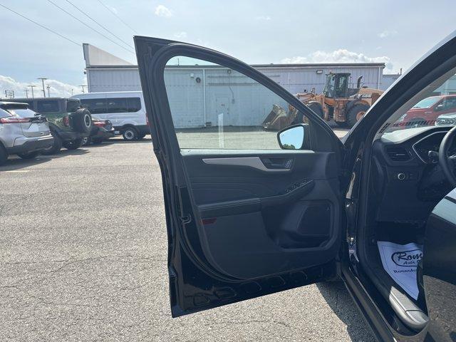 used 2022 Ford Escape car, priced at $20,750