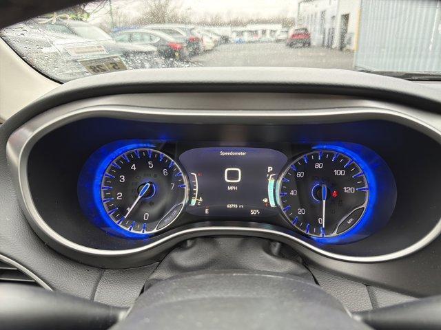used 2023 Chrysler Pacifica car
