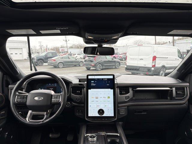 used 2022 Ford Expedition car, priced at $51,550