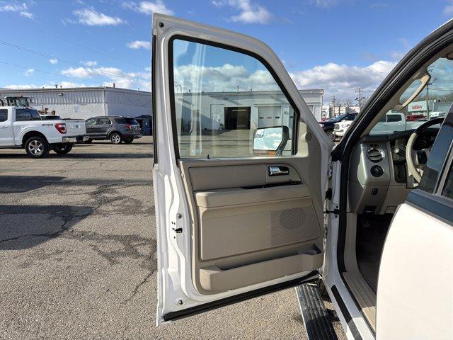 used 2014 Ford Expedition car, priced at $8,995