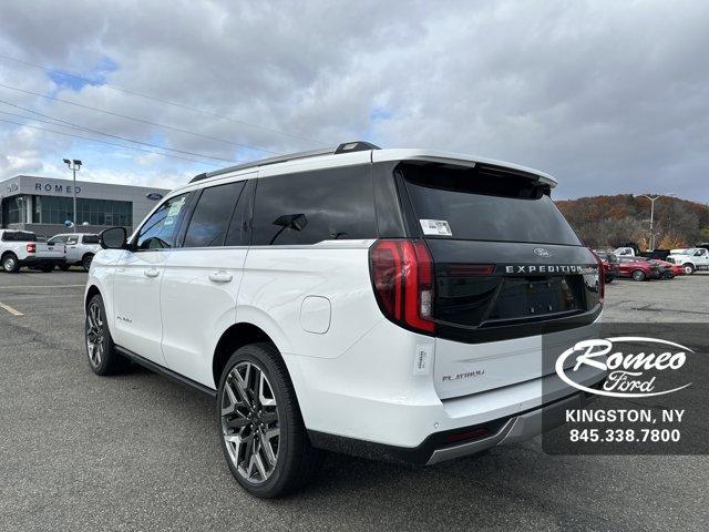 new 2025 Ford Expedition car, priced at $85,739