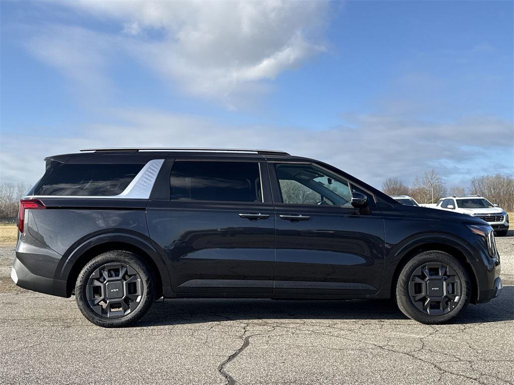 new 2026 Kia Carnival Hybrid car, priced at $42,214