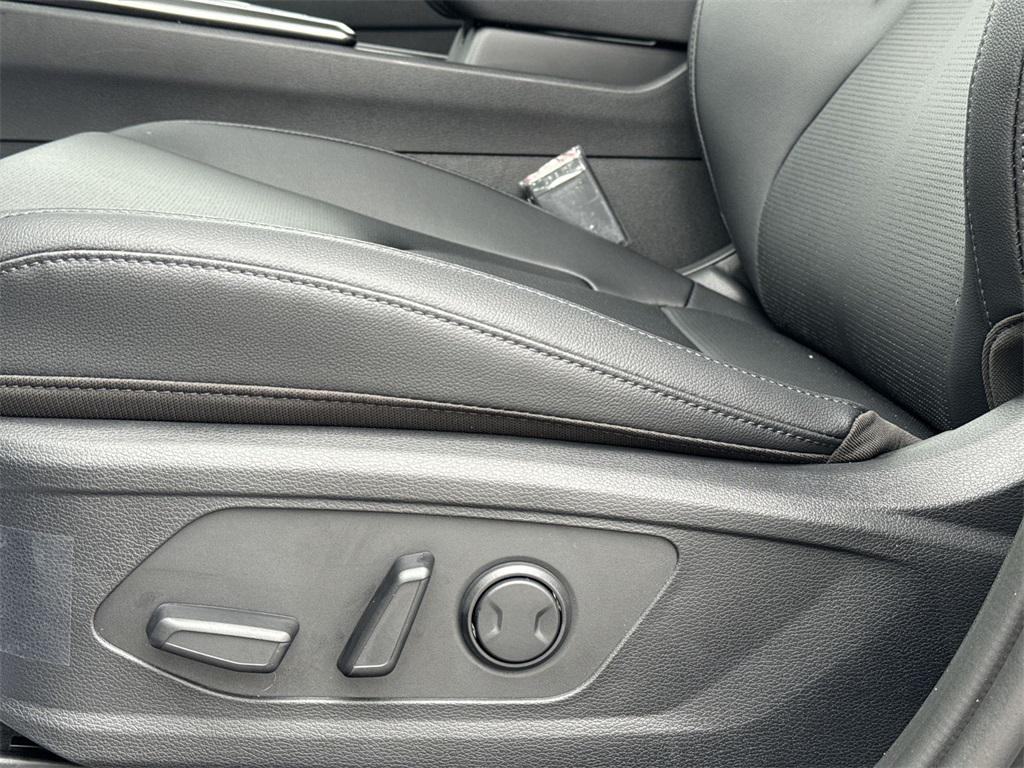 new 2026 Kia Sportage Hybrid car, priced at $32,624