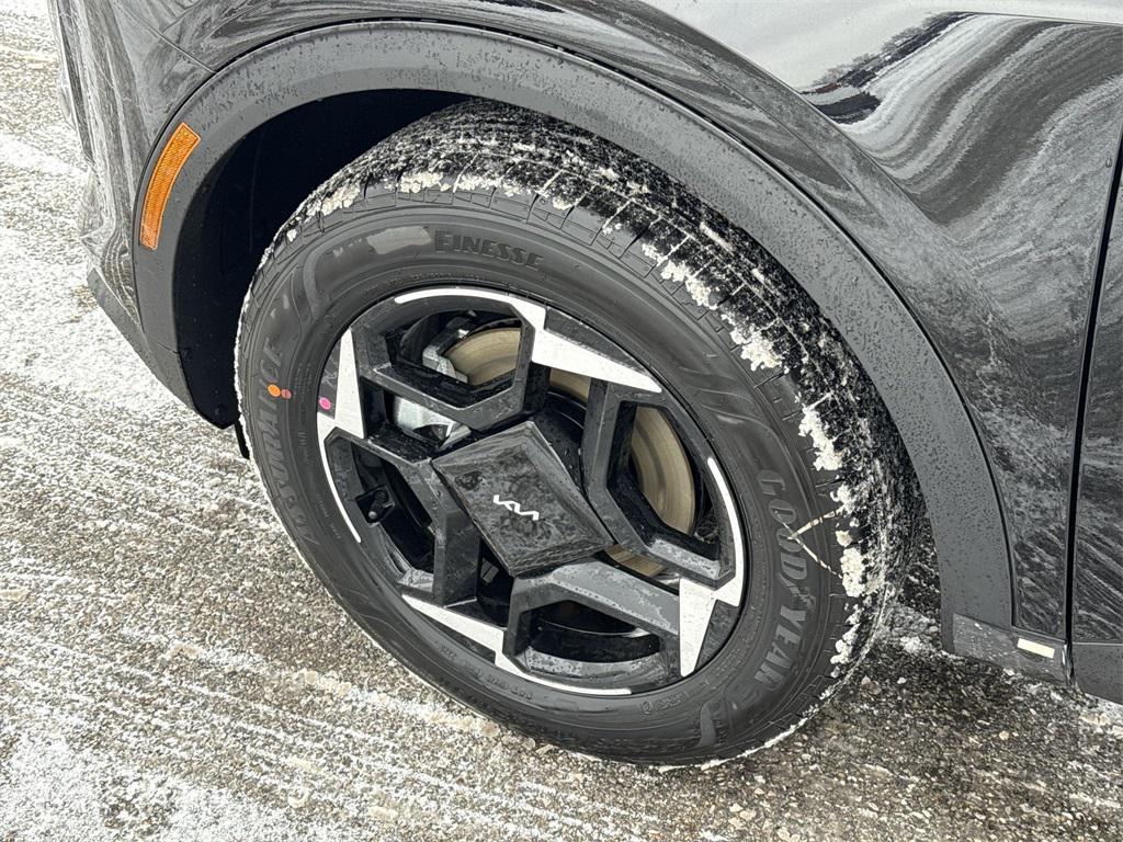 new 2026 Kia Sportage Hybrid car, priced at $32,624