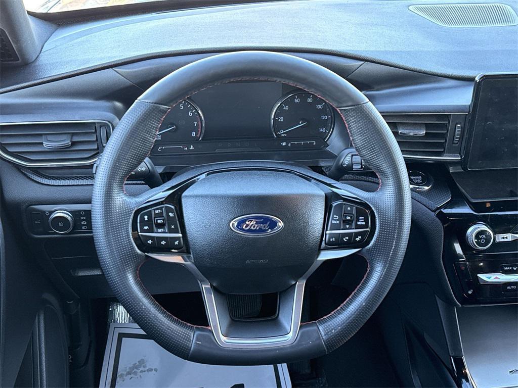 used 2022 Ford Explorer car, priced at $31,299