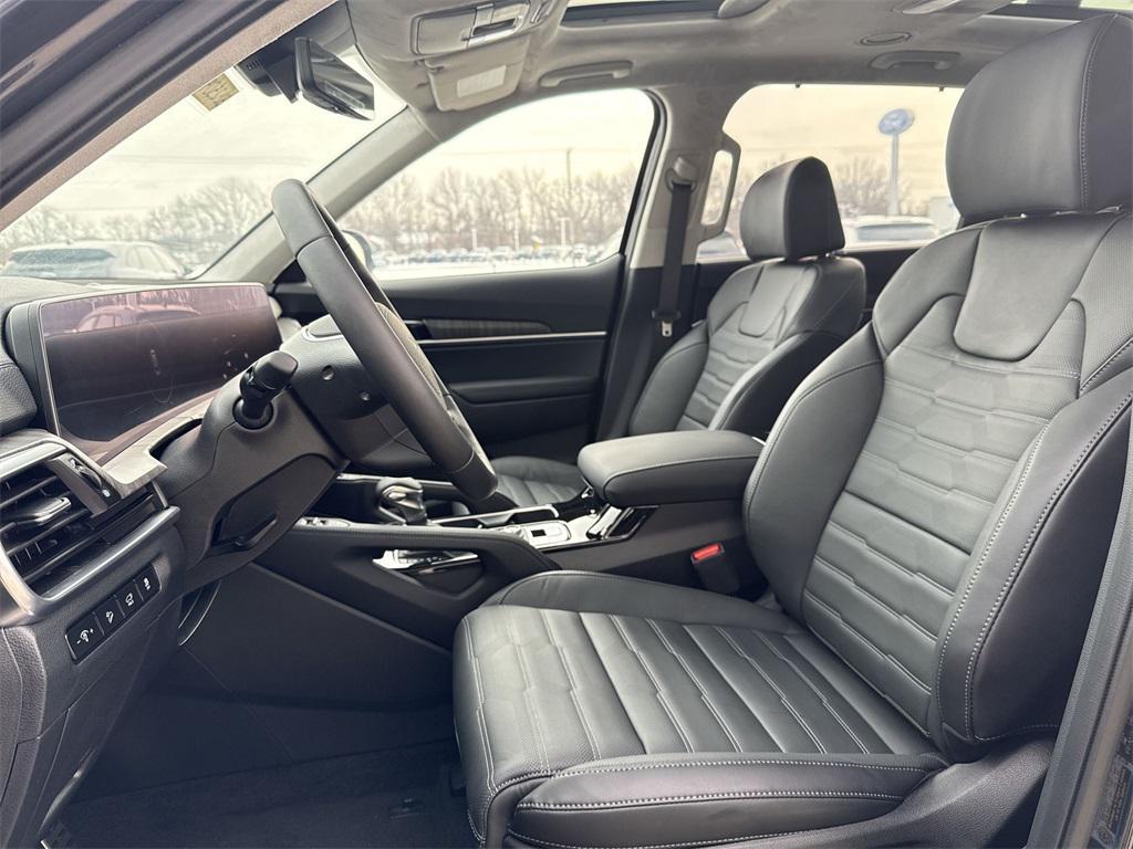 new 2025 Kia Telluride car, priced at $48,802