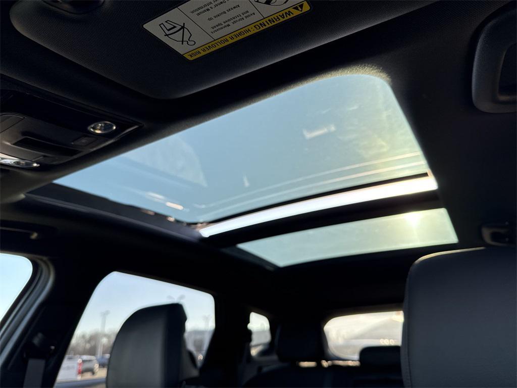 new 2025 Kia Sportage car, priced at $40,757