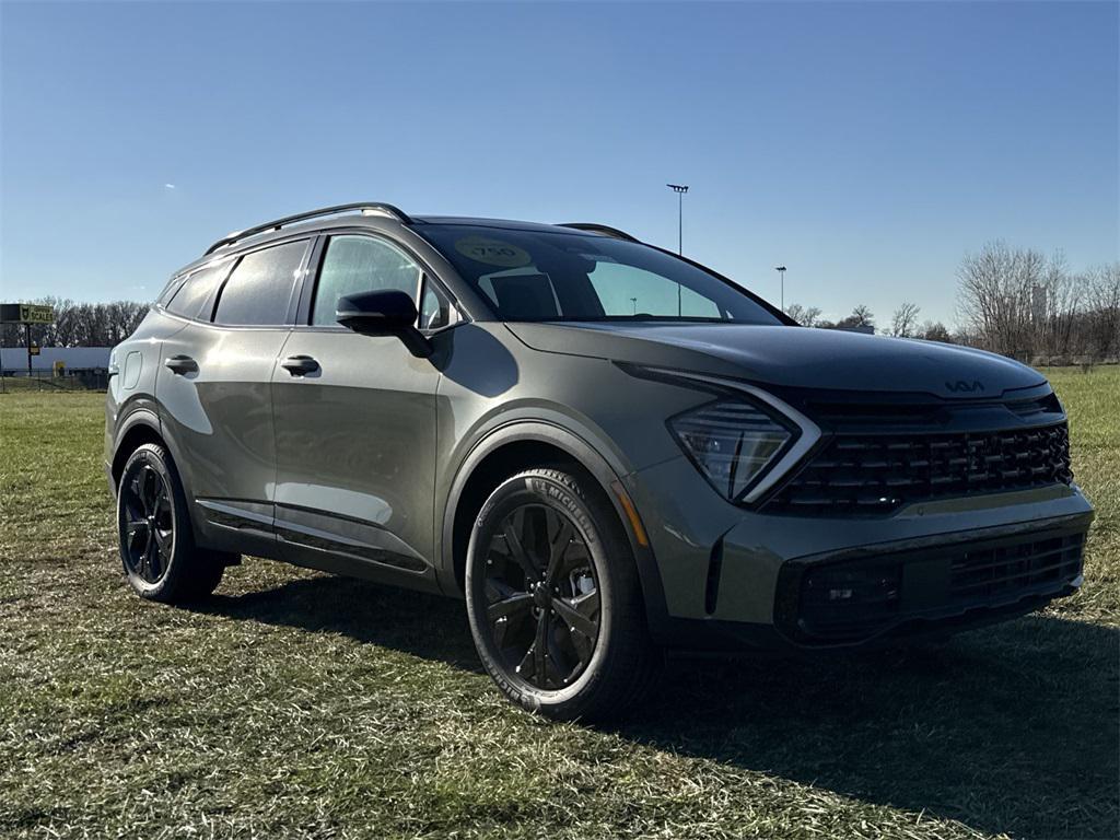 new 2025 Kia Sportage car, priced at $40,757