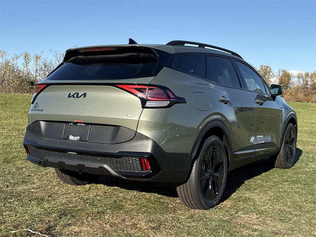 new 2025 Kia Sportage car, priced at $40,757