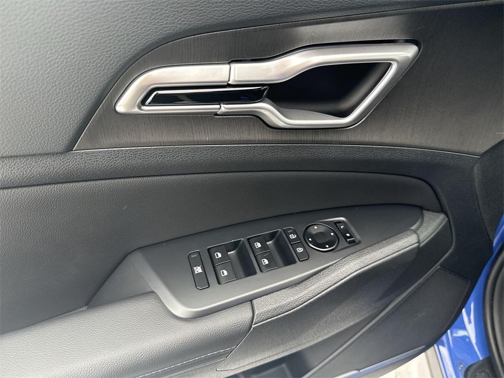 new 2026 Kia Sportage car, priced at $33,477