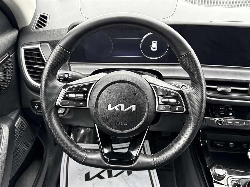 used 2024 Kia Seltos car, priced at $22,977