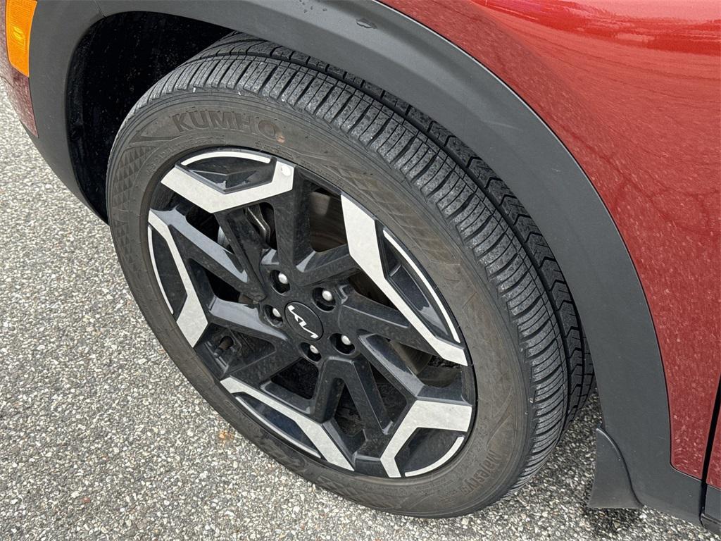 used 2024 Kia Seltos car, priced at $22,977