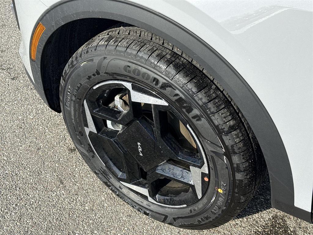 new 2026 Kia Sportage Hybrid car, priced at $32,658