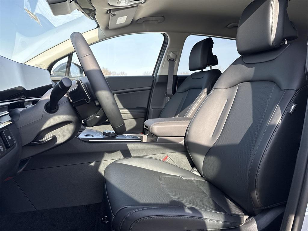 new 2026 Kia Sportage Hybrid car, priced at $32,658