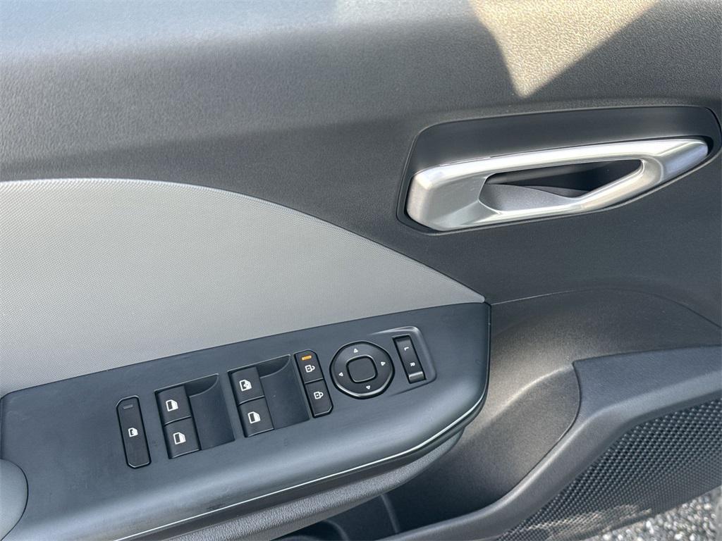 new 2025 Kia K4 car, priced at $22,718