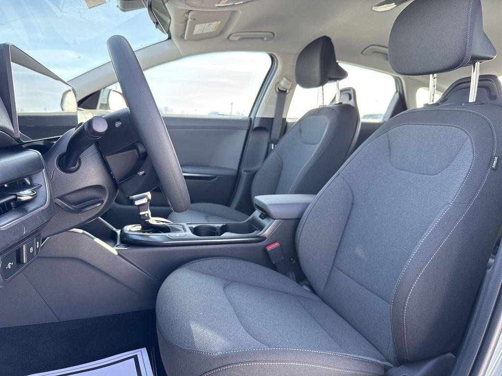 new 2025 Kia K4 car, priced at $22,718