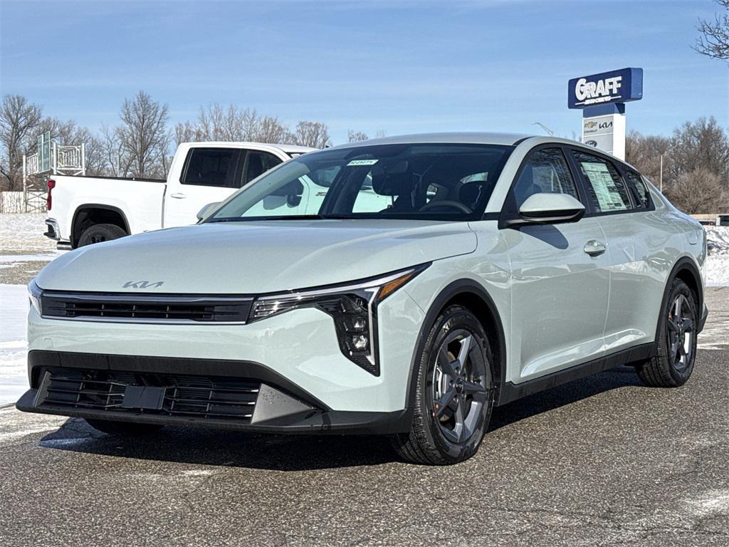 new 2025 Kia K4 car, priced at $22,718