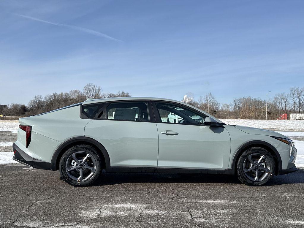 new 2025 Kia K4 car, priced at $22,718