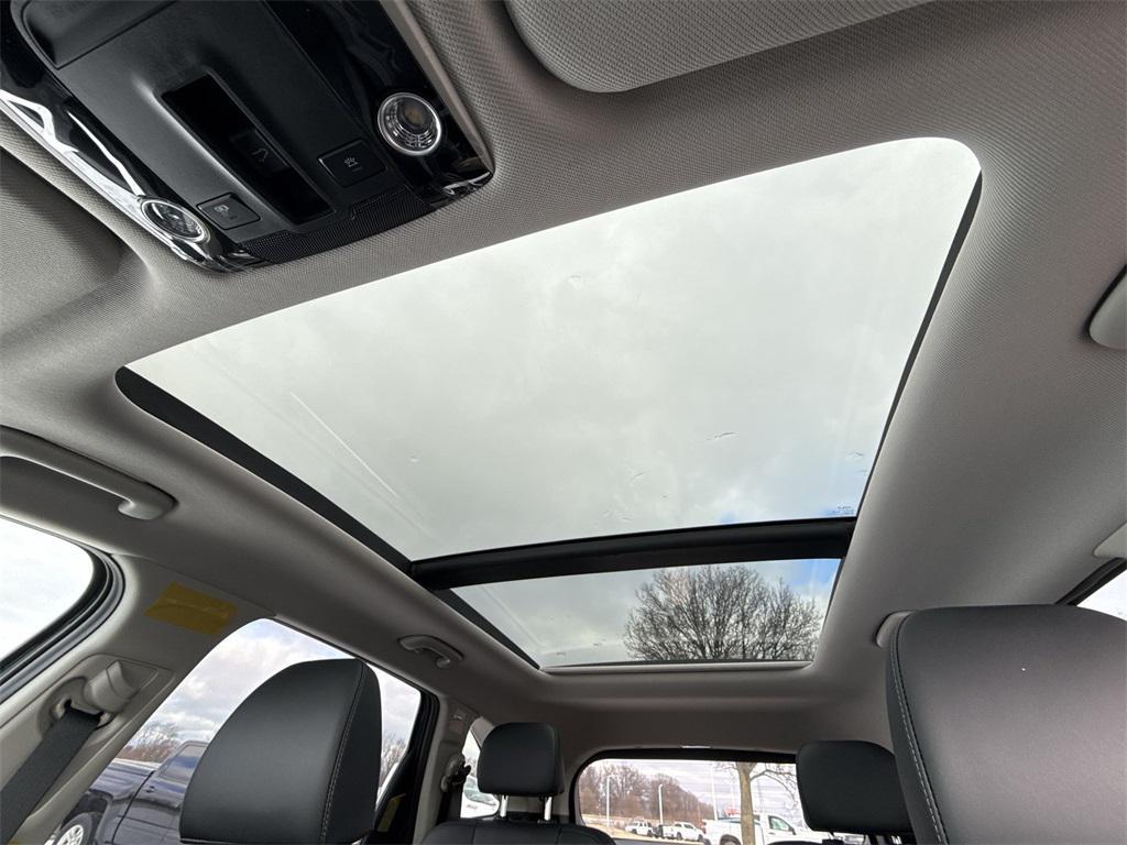 new 2026 Kia Sorento Hybrid car, priced at $40,027