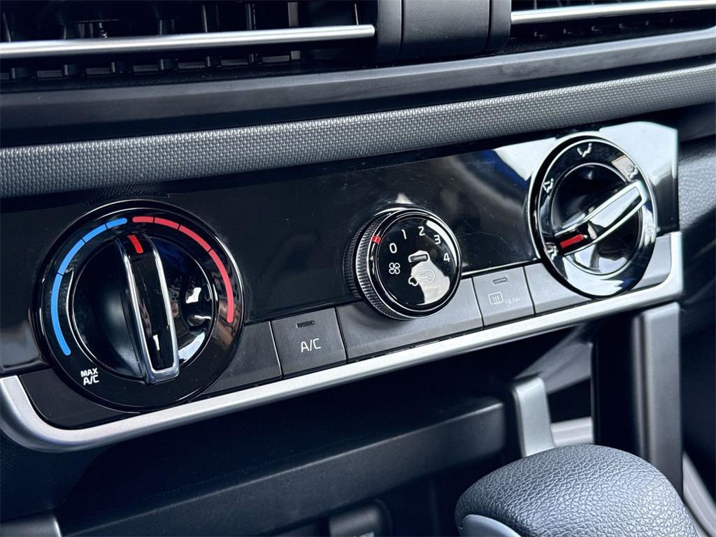 used 2023 Kia Seltos car, priced at $22,277