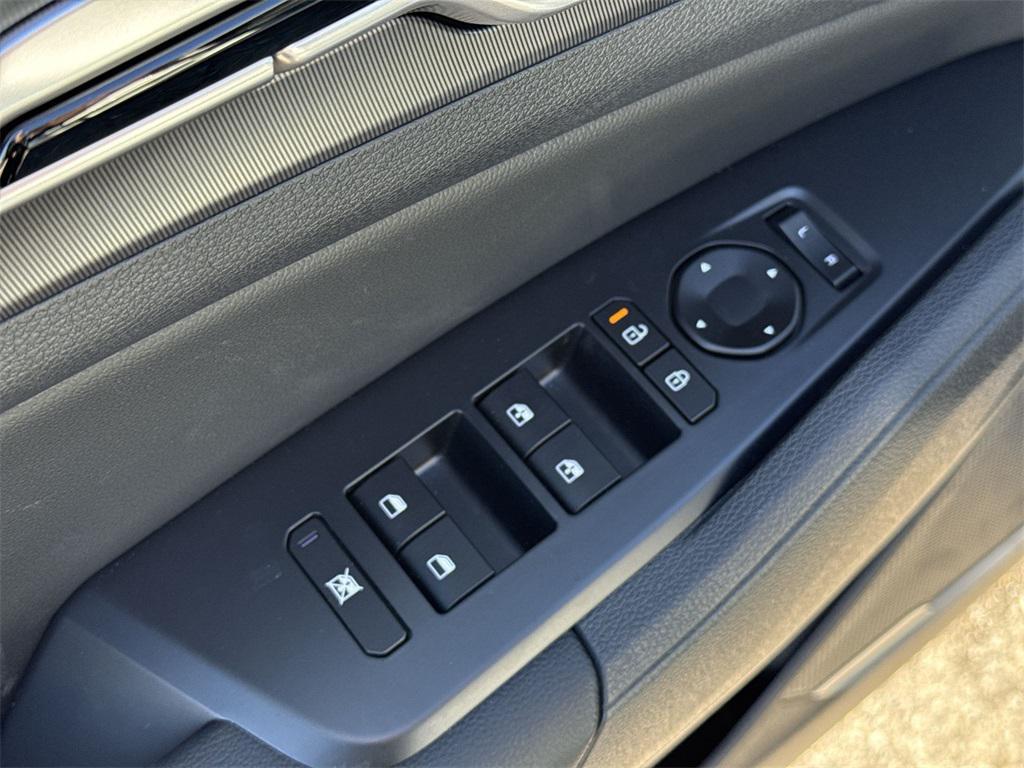 new 2026 Kia Sportage Hybrid car, priced at $34,056