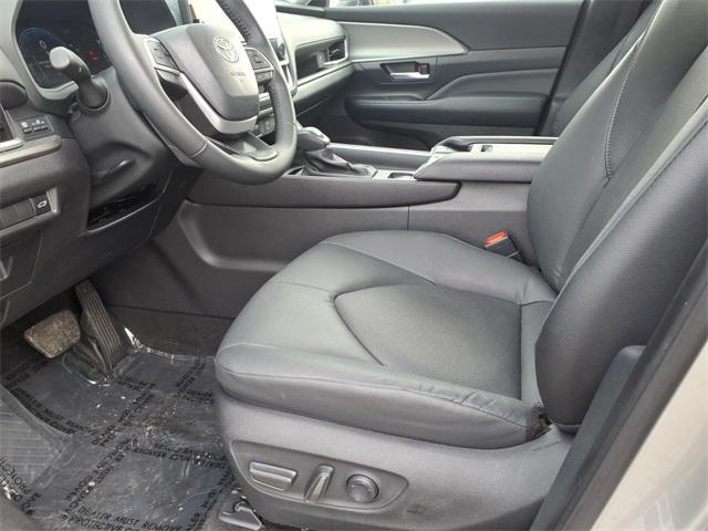 used 2024 Toyota Grand Highlander car, priced at $39,587