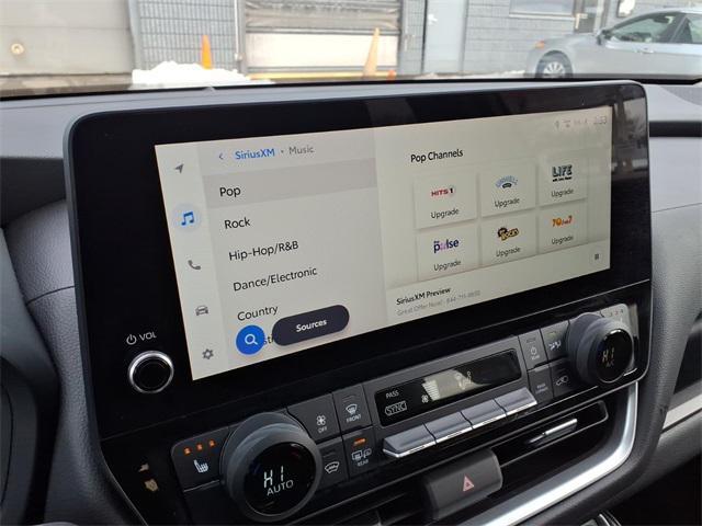 used 2024 Toyota Grand Highlander car, priced at $39,587