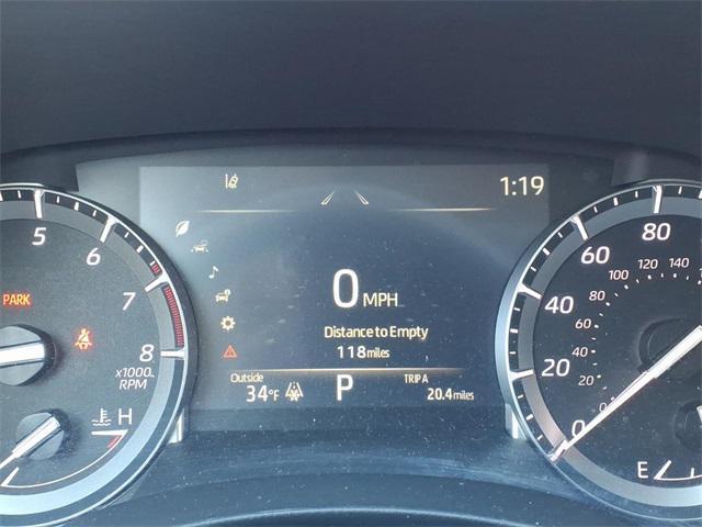 used 2022 Toyota Highlander car, priced at $32,354