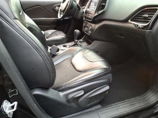 used 2019 Jeep Cherokee car, priced at $11,929