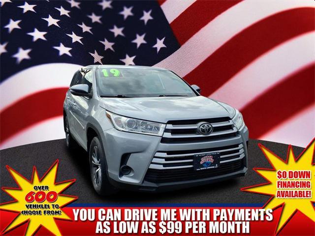 used 2019 Toyota Highlander car, priced at $23,561