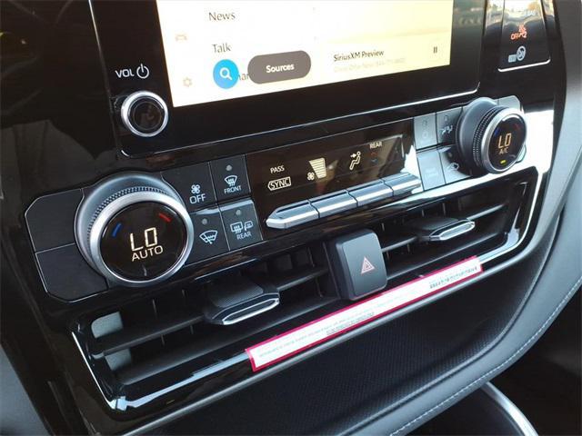 used 2024 Toyota Highlander car, priced at $38,289