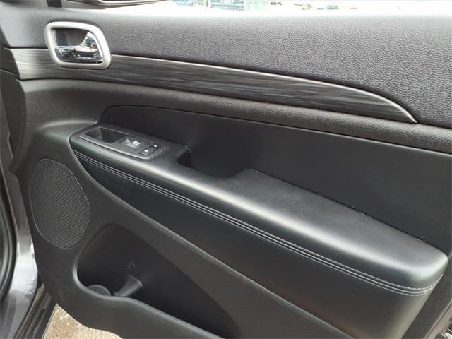 used 2019 Jeep Grand Cherokee car, priced at $14,802