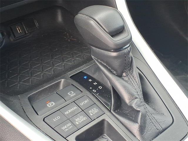 used 2020 Toyota RAV4 car, priced at $22,179