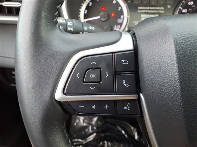 used 2024 Toyota Highlander car, priced at $42,626