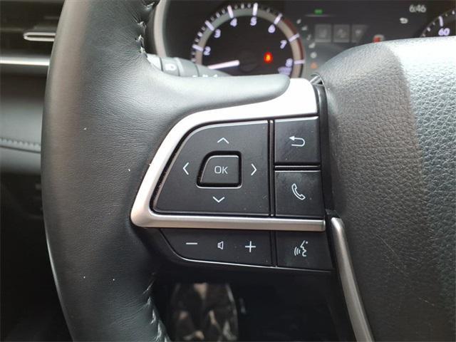 used 2023 Toyota Highlander car, priced at $34,648