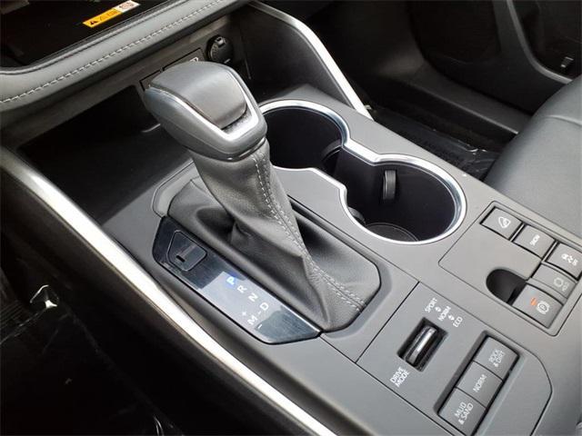 used 2023 Toyota Highlander car, priced at $35,965