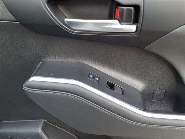 used 2023 Toyota Highlander car, priced at $35,965